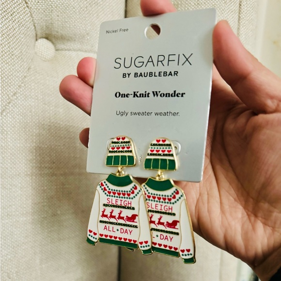 New Sugarfix by BaubleBar Christmas knit wonder Earrings - Picture 1 of 2